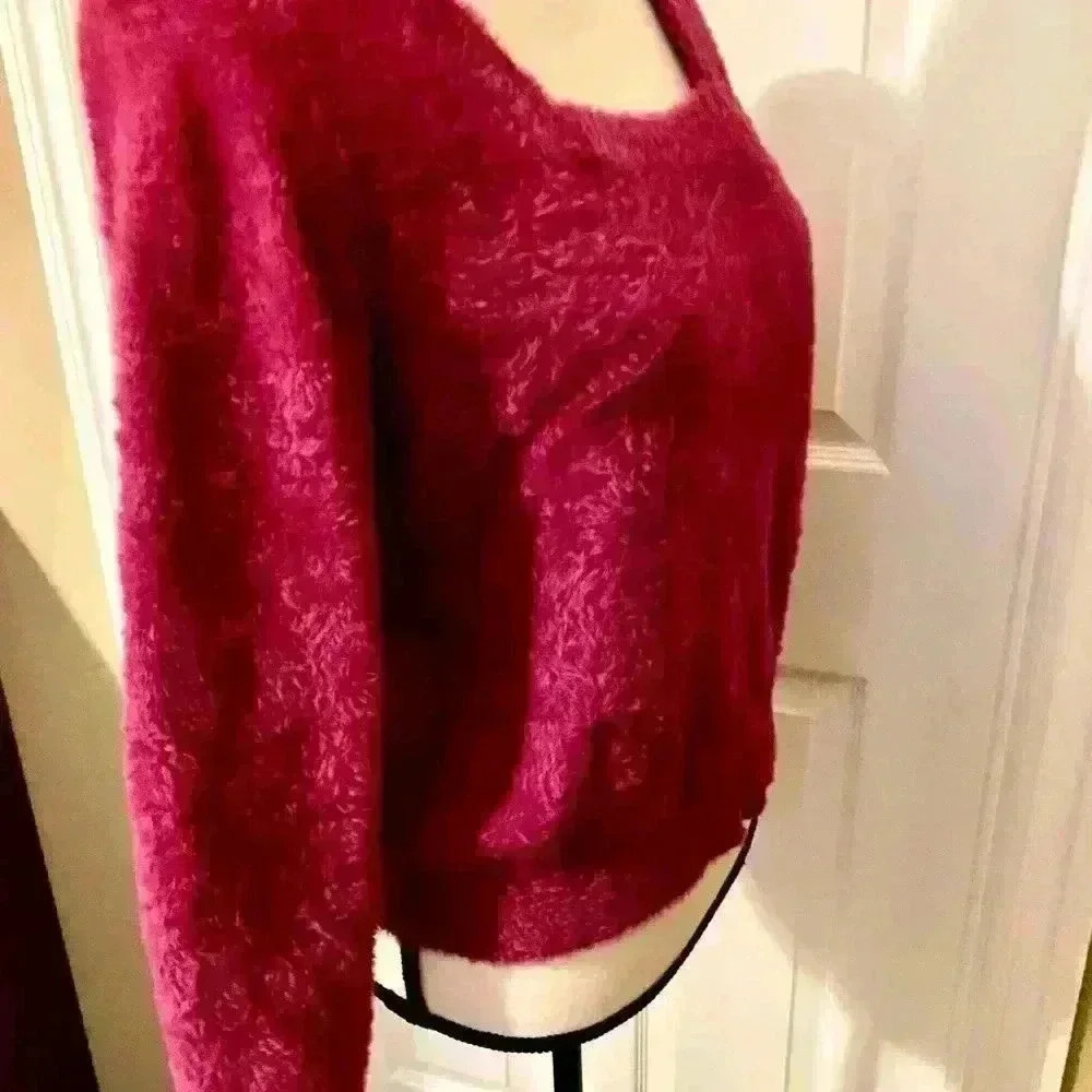 Splendid Womens Pink Square Neckline Fluffy Soft Sweater Long Sleeve medium - Picture 9 of 12